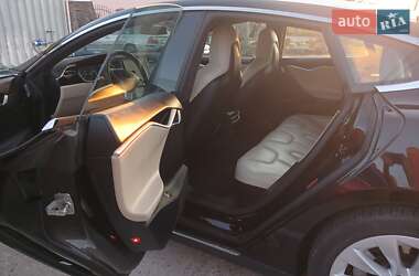 Ліфтбек Tesla Model S 2016 в 