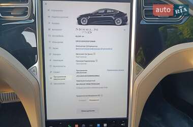 Ліфтбек Tesla Model S 2016 в 