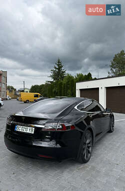 Лифтбек Tesla Model S 2017 в 