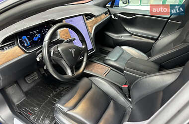 Лифтбек Tesla Model S 2020 в 