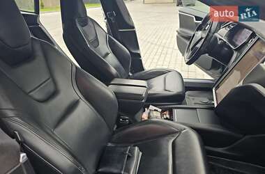 Ліфтбек Tesla Model S 2015 в 