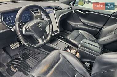 Ліфтбек Tesla Model S 2015 в 