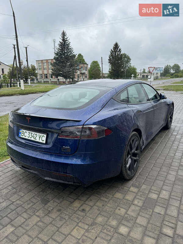 Лифтбек Tesla Model S 2021 в 
