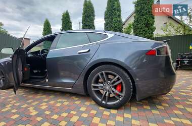 Ліфтбек Tesla Model S 2016 в Коломиї
