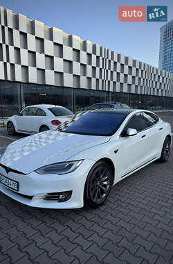 Лифтбек Tesla Model S 2020 в Одессе