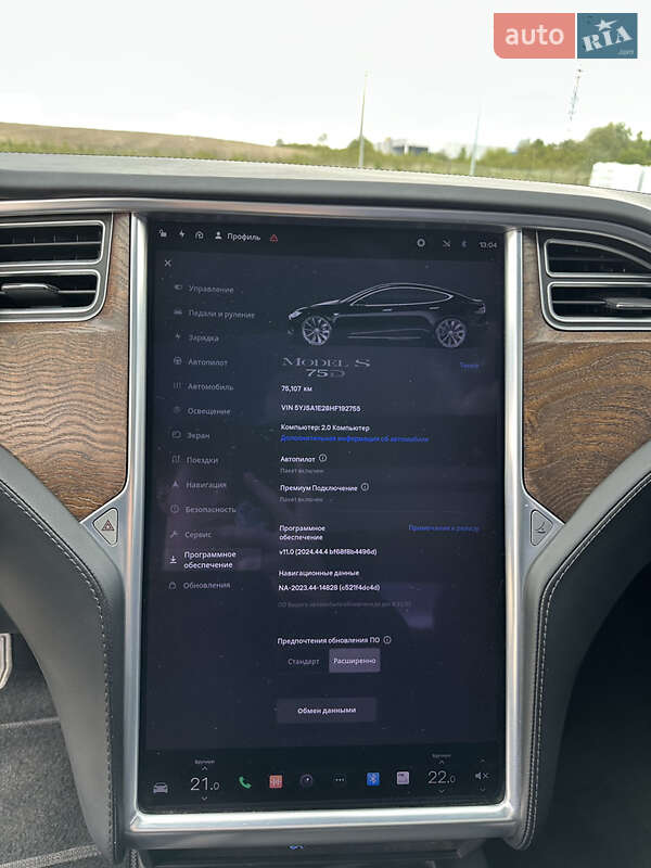 Лифтбек Tesla Model S 2017 в Ровно