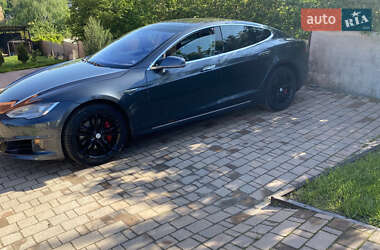 Ліфтбек Tesla Model S 2015 в 
