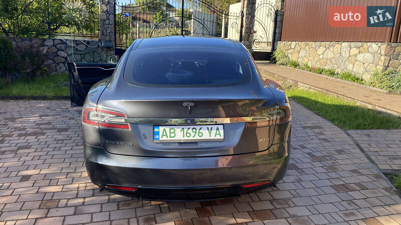 Ліфтбек Tesla Model S 2015 в Вінниці фото 11 Ліфтбек Tesla Model S 2015 в Вінниці