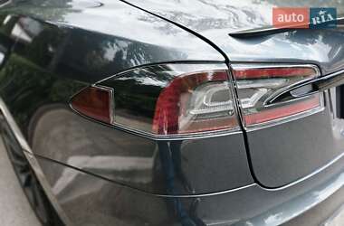 Лифтбек Tesla Model S 2021 в 