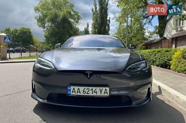 Лифтбек Tesla Model S 2021 в 