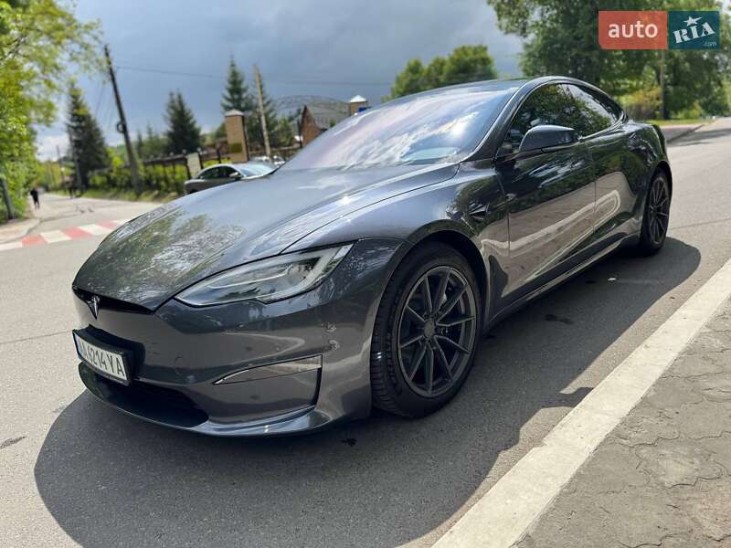 Лифтбек Tesla Model S 2021 в Киеве фото Лифтбек Tesla Model S 2021 в Киеве