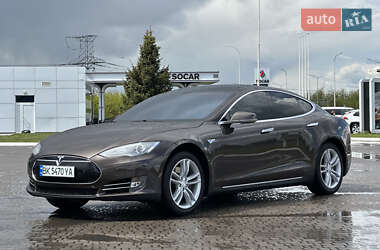 Лифтбек Tesla Model S 2013 в Ровно