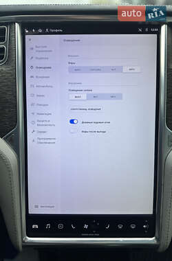 Лифтбек Tesla Model S 2013 в 