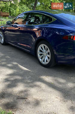 Лифтбек Tesla Model S 2019 в 