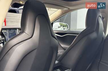 Ліфтбек Tesla Model S 2015 в 