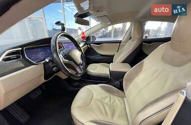 Лифтбек Tesla Model S 2014 в 