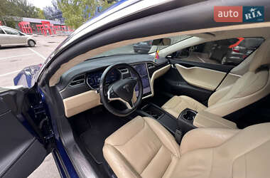 Ліфтбек Tesla Model S 2017 в 