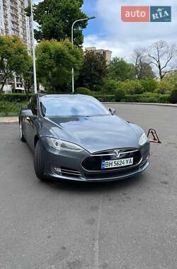 Ліфтбек Tesla Model S 2013 в Одесі