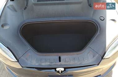 Лифтбек Tesla Model S 2023 в 