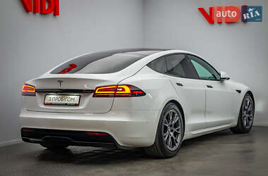 Лифтбек Tesla Model S 2022 в 