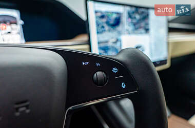 Лифтбек Tesla Model S 2022 в 