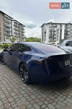 Лифтбек Tesla Model S 2016 в 