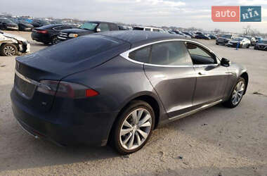 Ліфтбек Tesla Model S 2015 в 