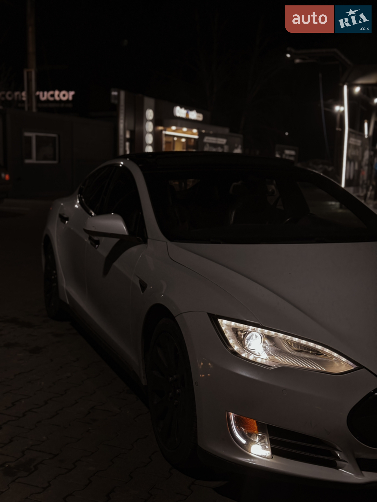 2014 Tesla Model S - мініатюра 10