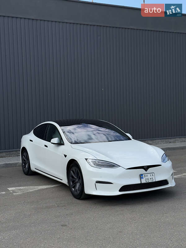 Tesla Model S 2019