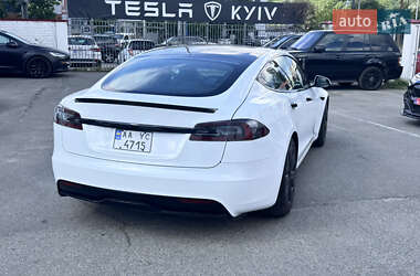 Лифтбек Tesla Model S 2021 в 