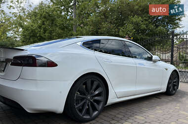 Лифтбек Tesla Model S 2016 в 