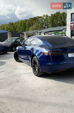Лифтбек Tesla Model S 2019 в 