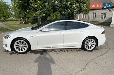 Ліфтбек Tesla Model S 2016 в 