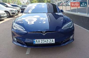Ліфтбек Tesla Model S 2016 в 