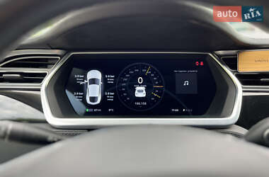 Лифтбек Tesla Model S 2014 в 