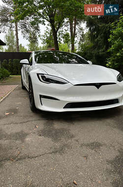 Лифтбек Tesla Model S 2022 в 