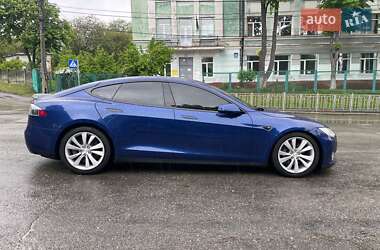 Ліфтбек Tesla Model S 2015 в 