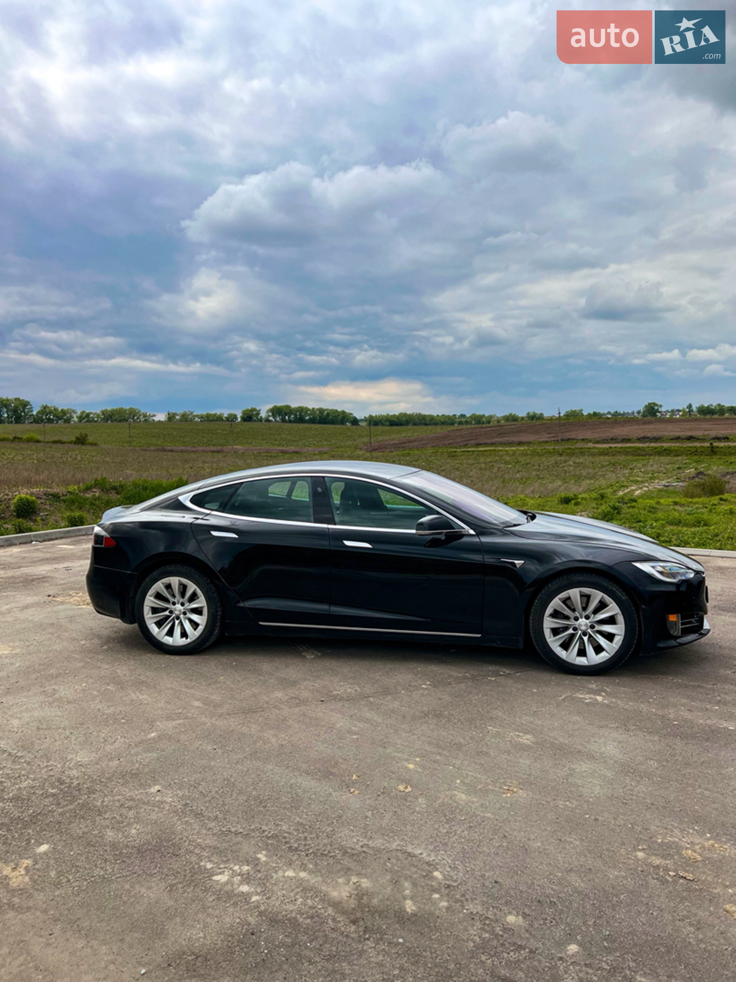 2017 Tesla Model S - мініатюра 9