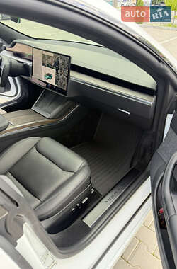 Лифтбек Tesla Model S 2021 в 