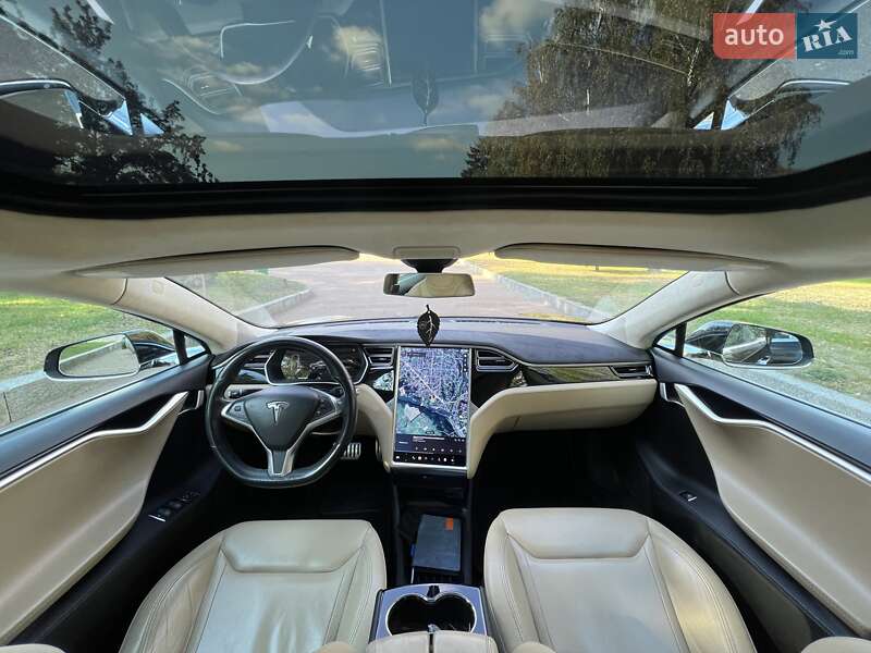 Лифтбек Tesla Model S 2015 в Житомире фото 30 Лифтбек Tesla Model S 2015 в Житомире