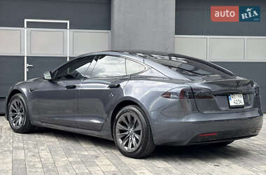 Лифтбек Tesla Model S 2017 в 