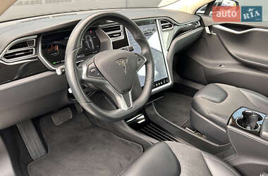 Лифтбек Tesla Model S 2014 в 