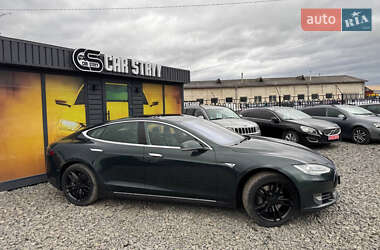 Лифтбек Tesla Model S 2014 в 