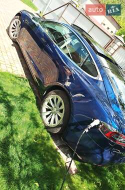 Ліфтбек Tesla Model S 2018 в 
