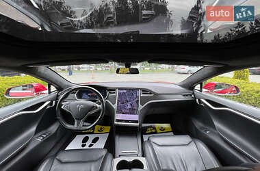 Лифтбек Tesla Model S 2017 в 