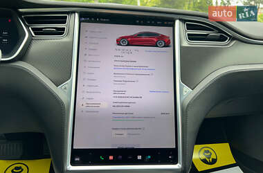 Лифтбек Tesla Model S 2017 в 