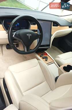 Ліфтбек Tesla Model S 2018 в 