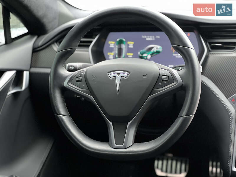 Ліфтбек Tesla Model S 2019 в Києві