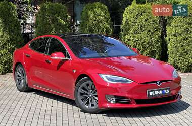 Ліфтбек Tesla Model S 2017 в 