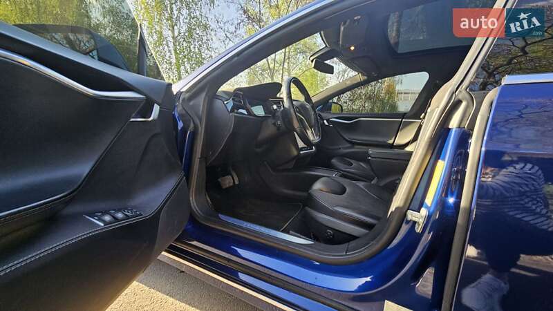 Лифтбек Tesla Model S 2016 в Харькове фото 7 Лифтбек Tesla Model S 2016 в Харькове